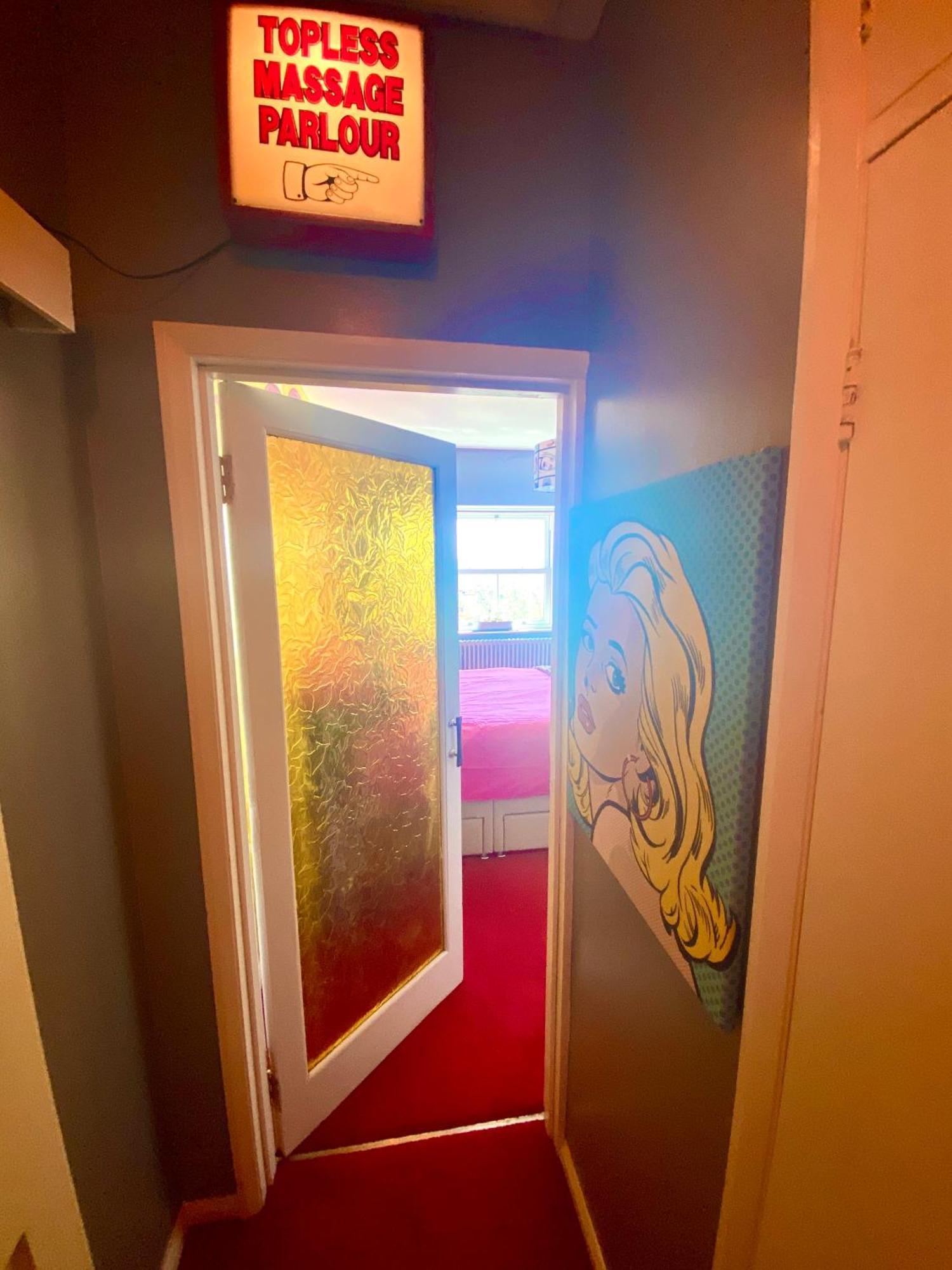 Apartamento Pop Art Pad Heart Of Old Town With Parking! Hastings Exterior foto